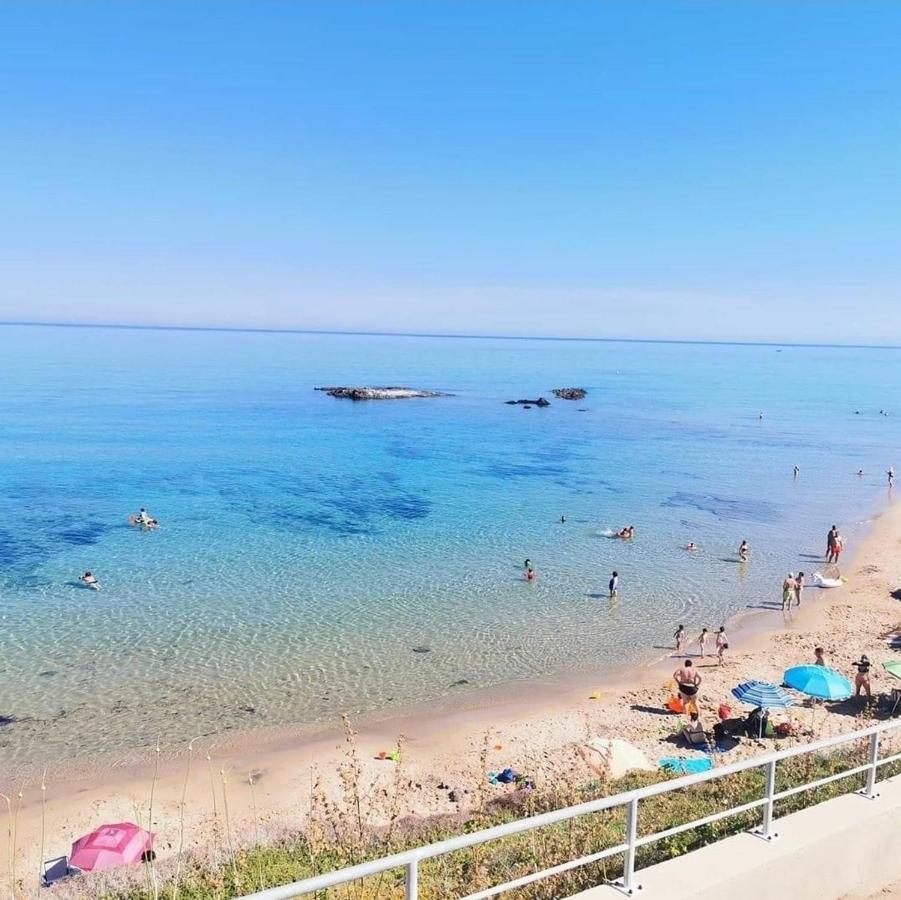 Casa Vacanze Il Grecale-A Pochi Passi Dal Mare Apartman Castelsardo Kültér fotó